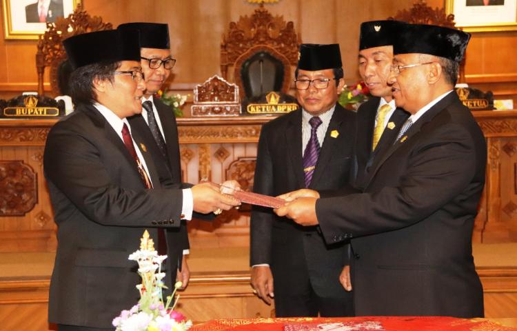 Rapat Paripurna DPRD Badung    Bupati Giri Prasta Sambut Baik Gagasan Badan Investasi