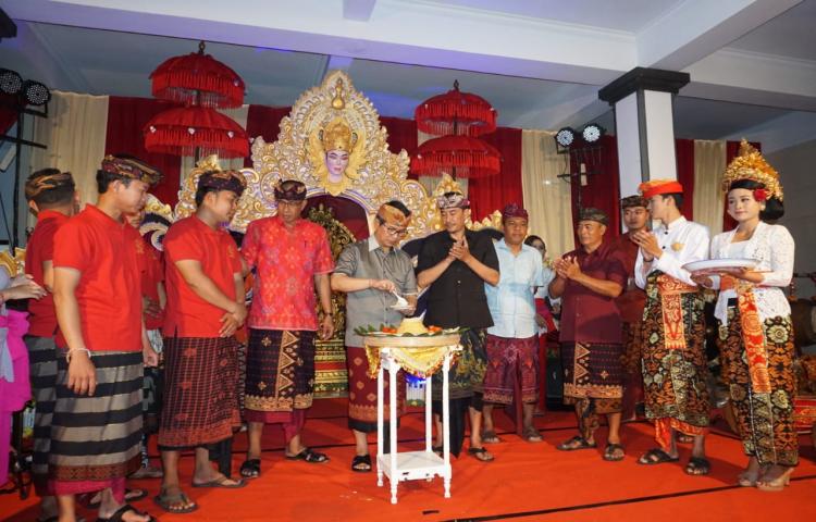 Sekda Adi Arnawa Hadiri HUT ke-39 ST Nirwikara Putra