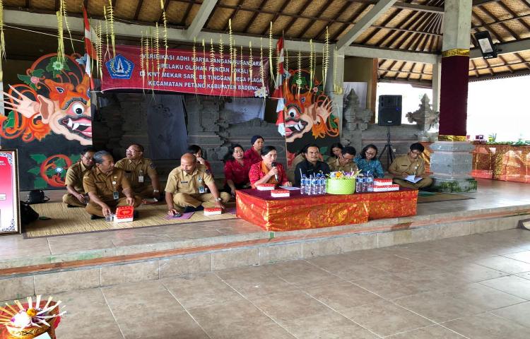 Tim Provinsi Verifikasi Olahan Pangan Lokal KWT Mekar Sari Banjar Tinggan, Pelaga