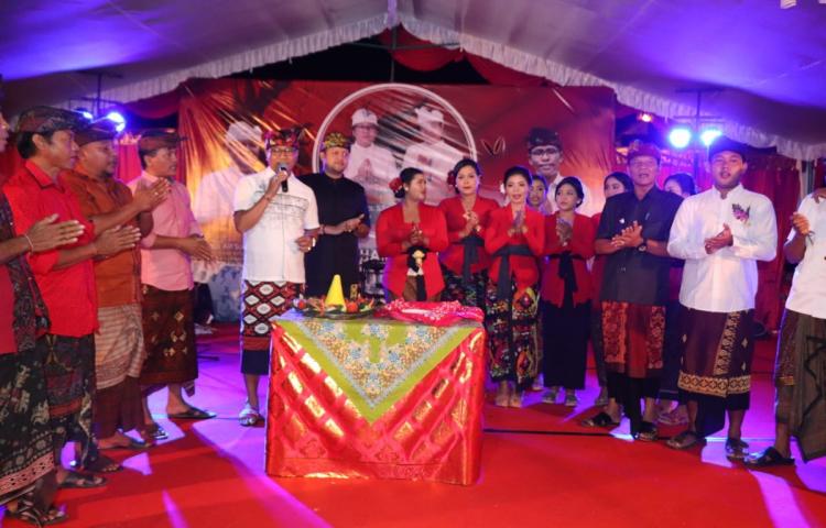 Wabup. Suiasa Hadiri HUT STT Dharma Swastika