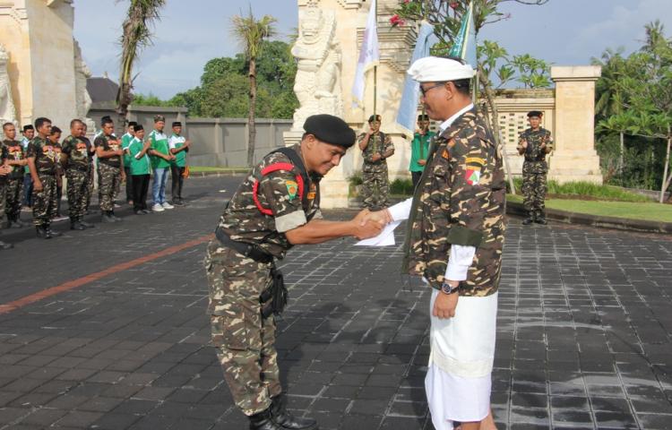 Wabup. Suiasa Lepas Anggota Pelatihan GP Ansor Kuta Utara