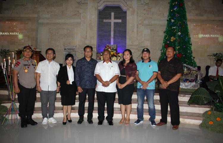 Wabup. Suiasa Pantau Malam Natal