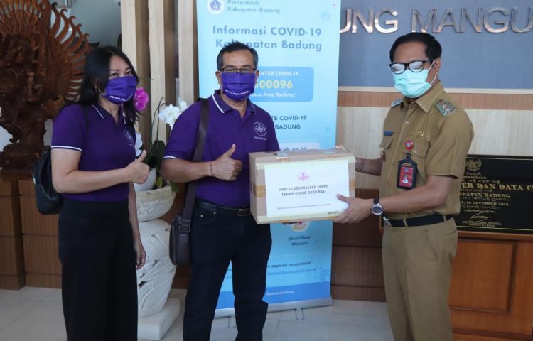 Wabup Suiasa Terima Sumbangan Dari Berbagai Unsur  Partisipasi Dalam Penanggulangan Covid-19 di Badung