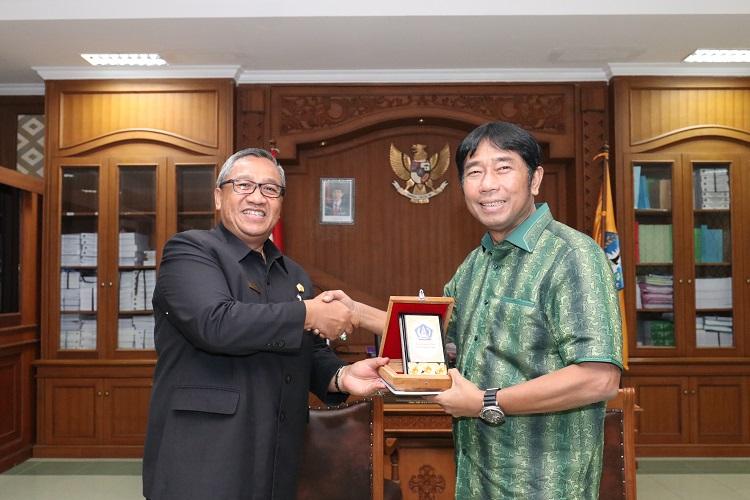 FRAKSI PPP DKI KUNJUNGI DPRD KABUPATEN BADUNG