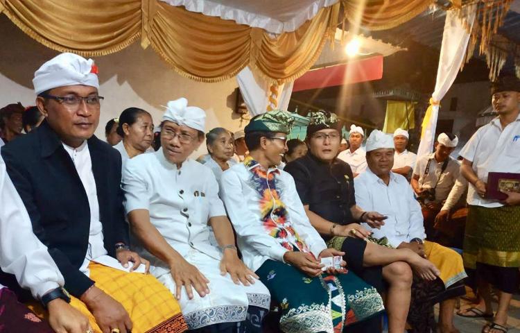 Bupati Badung Hadiri Upacara Pawintenan Munggah Bhawati di Gria Agung Wedanta Sari