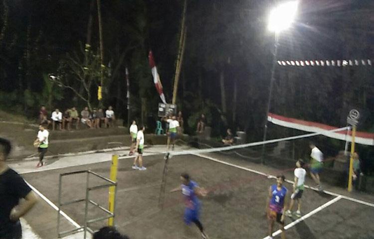 Campuan Tekuk Abing Di Pertandingan Volly HUT RI-73