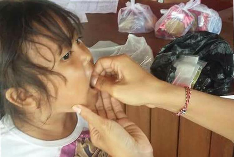 Demi sang buah hati, cuaca tidak menjadi halangan untuk datang ke posyandu