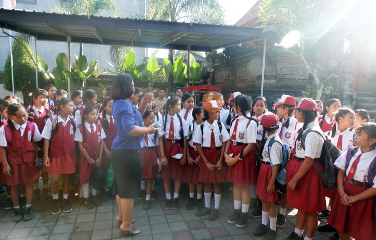 Geliat Pasukan Merah Putih Mengumandangkan "Abiansemal Kembang Di Hati"