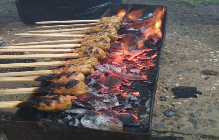 Jauh Dari Kesan Ayam SC.Betutu Membuka Menu Baru