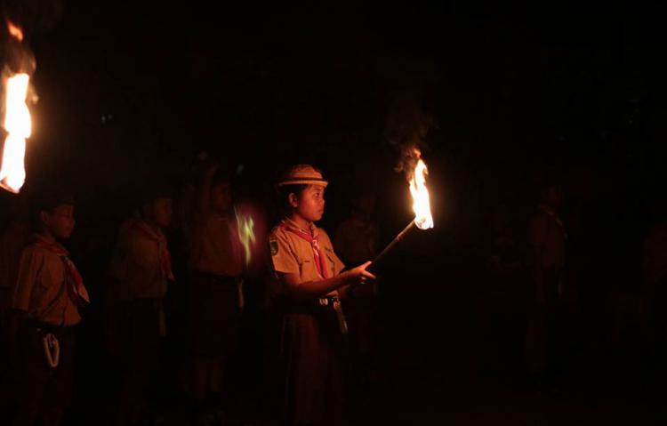 Kegiatan Perkemahan Di Halaman SD 3 Abiansemal