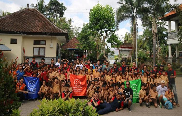 Kontribusi Unud Dalam Menjaga Kebersihan Desa Abiansemal