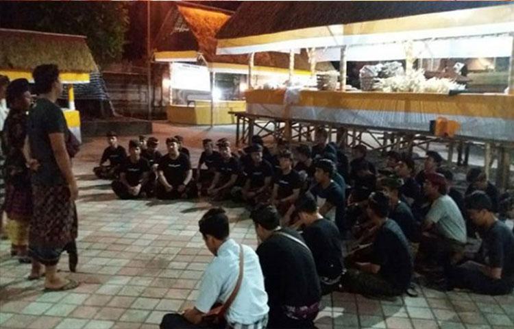Malam Minggu ST. Werdhi Yowana Tetap Ngaturan Ayah