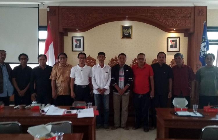 Menciptakan Branding Desa Abiansemal, Pemeritah Desa Undang Ahli Kajian Dari UNWAR