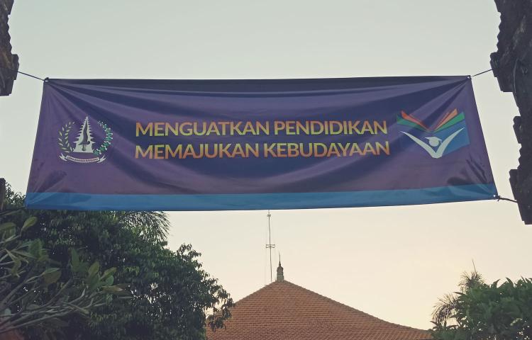 Menguatkan Pendidikan Memajukan Kebudayaan