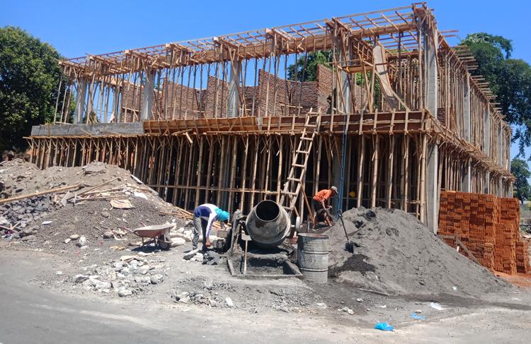 Pasar Ten Ten Sudah Bertingkat Dan Memilki Blok kios Pedagang