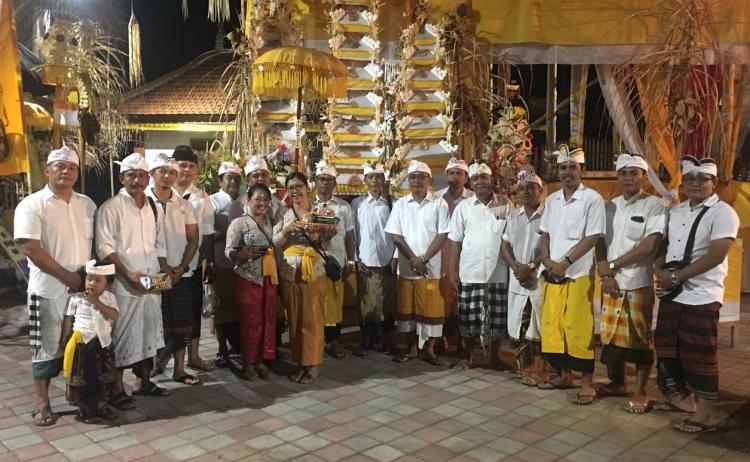 Pemerintah Desa Abiansemal, Sembahyang Bersama Dan Sosialisasikan Pembangunan