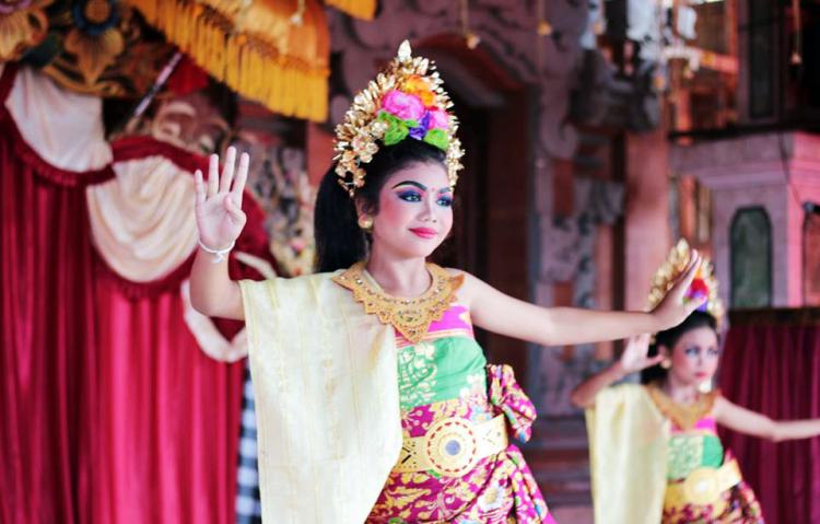 Perpisahan Sebagai Ajang Unjuk Bakat Siswa