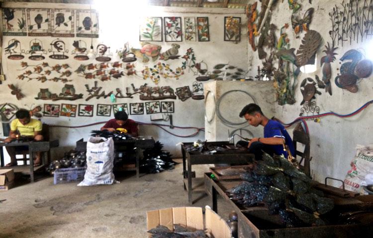 Potongan Besi Yang Memberi Penghidupan