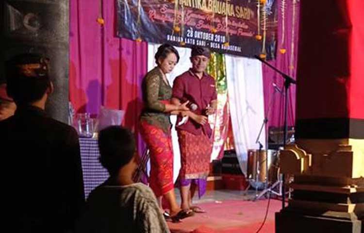 Presenter Dadakan, Kemasan Profesional, Hut Sari Laksana Berbalur Kemeriahan