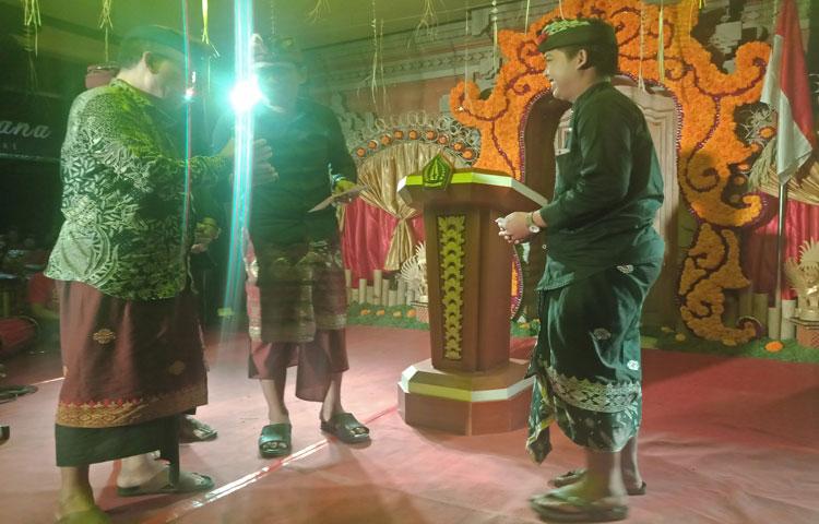 ST. Sari Laksana Kejatuhan Sesari