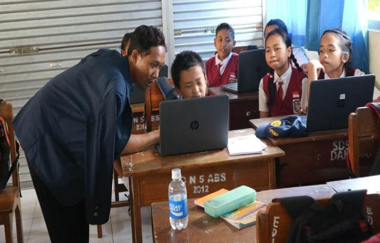 TIK Juga Menjadi Program Bimbingan KKN PPM Unud
