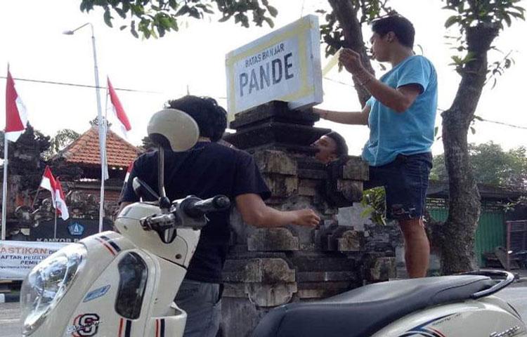 Tampilan Baru  Tugu Pembatas dari Br.Pande Sampai Br. Kraman  Abiansemal