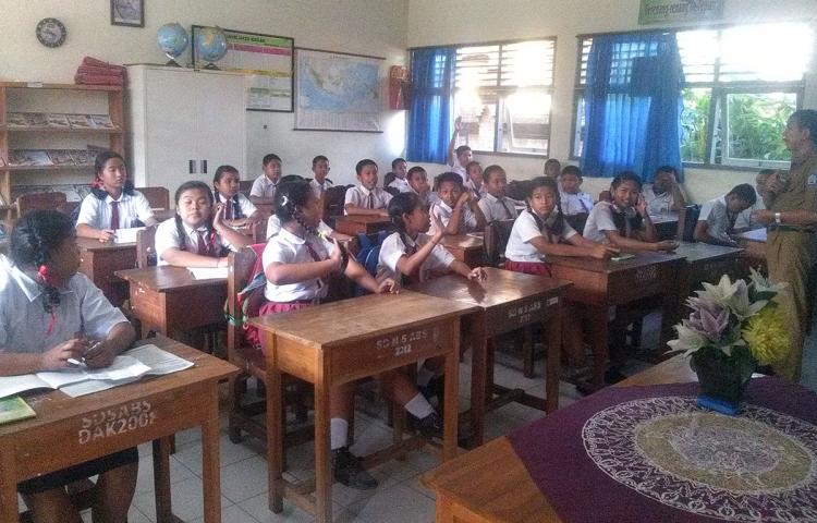 Walau Masih Numpang, Mereka Tetap Semangat