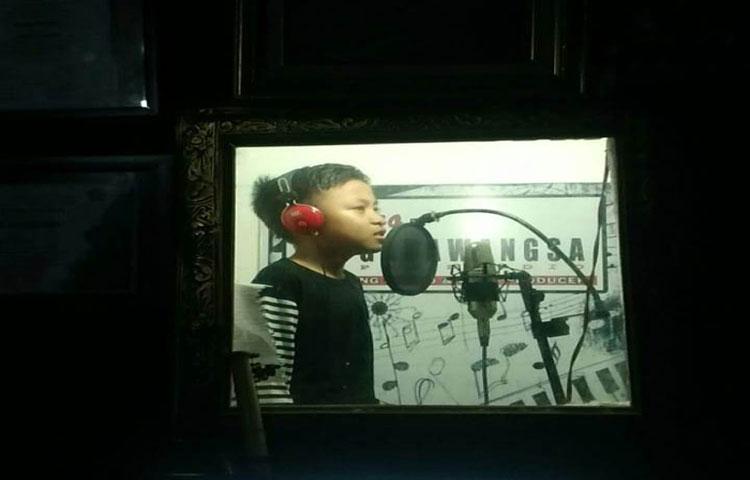 “Selai 25, Seket 50, Telung Benang 75” Adit RA belajar Menghitung Bali