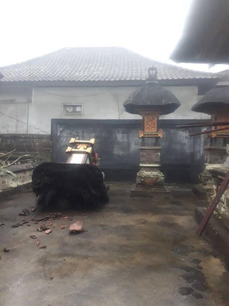 Gempa Dasyat Menghantam Merajan