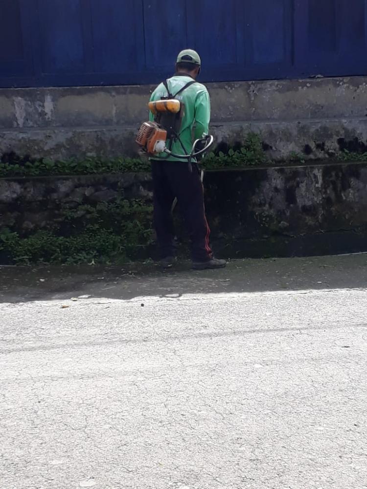 Menjaga Kebersihan Lingkungan Sangatlah Penting