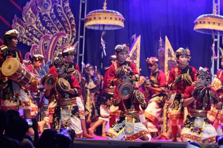 Penampilam "woooowww "DiTunjukan Baleganjur Giri Taksu Belok/Sidan