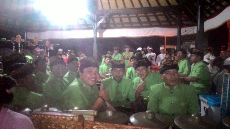 Sekaa Gong Banjar Sekarmukti Berperan Penting Saat Melaksanakan "Piodalan"