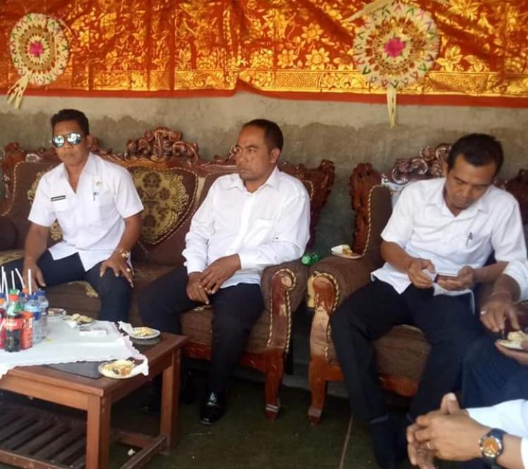 Solidaritas Perbekel dua Kabupaten