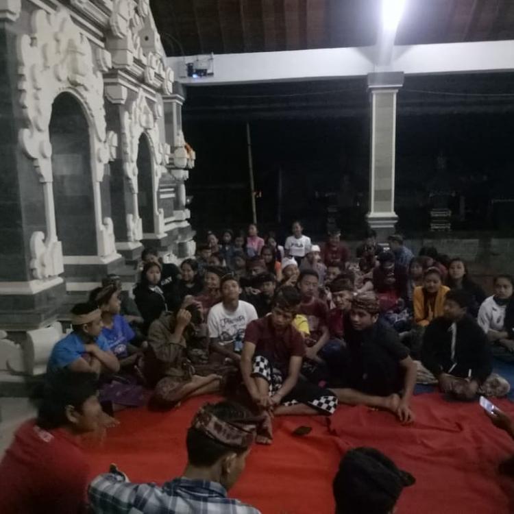 St Sekar Sari Melaksanakan Rapat Untuk Persiapan Pembuatan Ogoh-Ogoh.