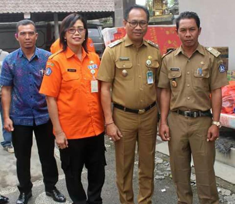 Wakil Bupati Badung"Maplesiran" ke Belok/Sidan.