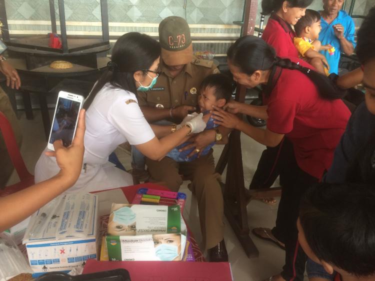 Kompanye Imunisasi Maesles dan Rubella (MR) di Desa Buduk