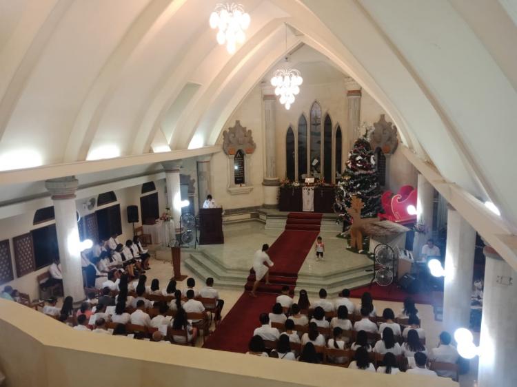 Perayaan malam Natal di Gereja Efrata Buduk