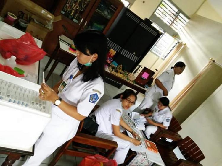 Cegah kanker serviks dengan vaksin HPV di SMPK Thomas Aquino