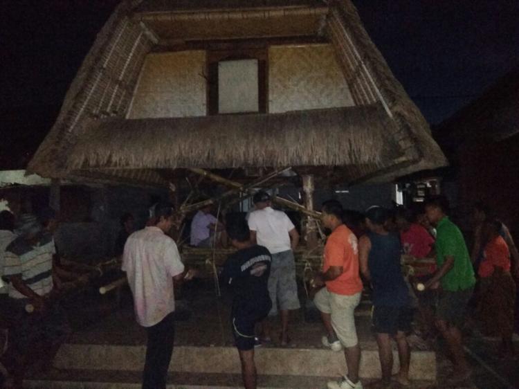 Ngirigan Jineng" tradisi unik yang masih ada di Canggu