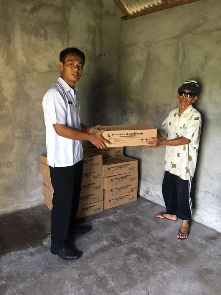 Penyerahan Bibit Cabe Kepada Semua Pekaseh Di Desa Canggu