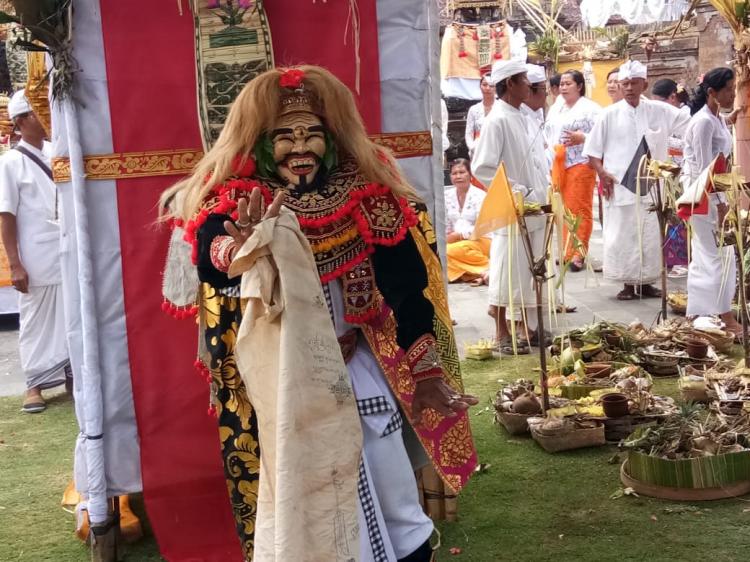 Rahasia Dibalik Tupeng Side Karya