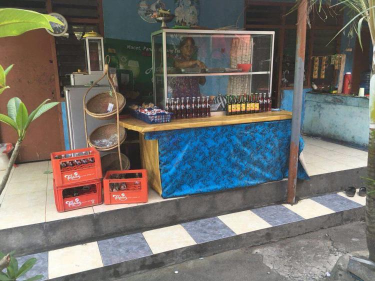 Warung Men Dobe kuliner nasi Be Genyol