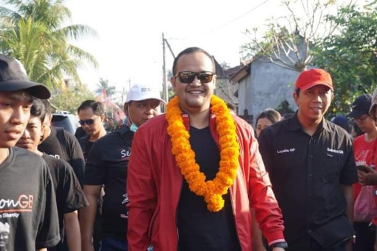 AJIK BOTA BUKA JALAN SANTAI ST.SWAKERTA