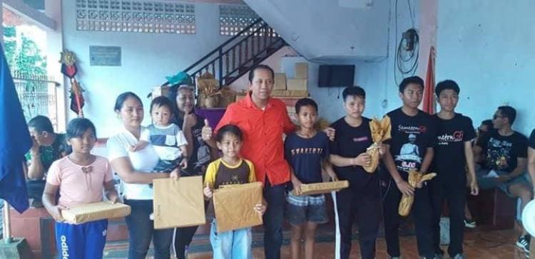 PENYERAHAN HADIAH LOMBA