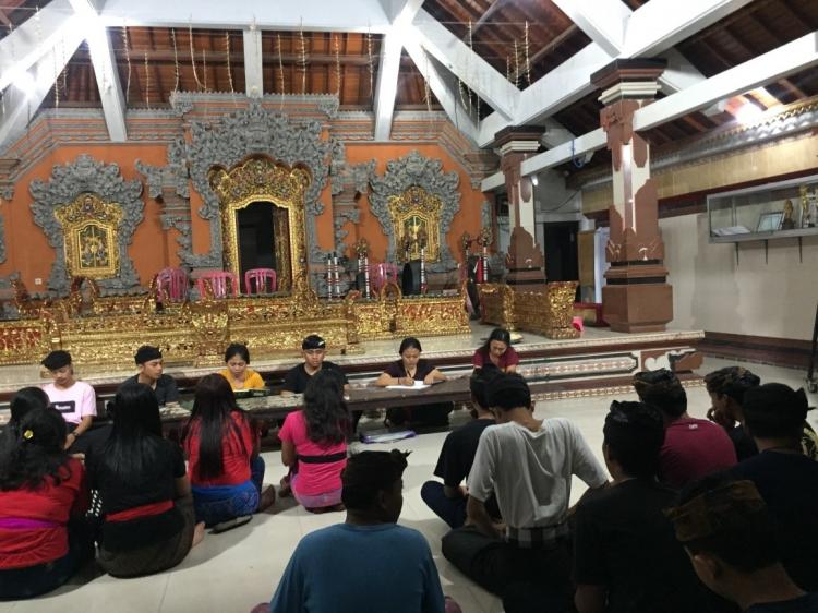 Pelaksanaan Rapat Rutin Sekaa Teruna Tunas Harapan