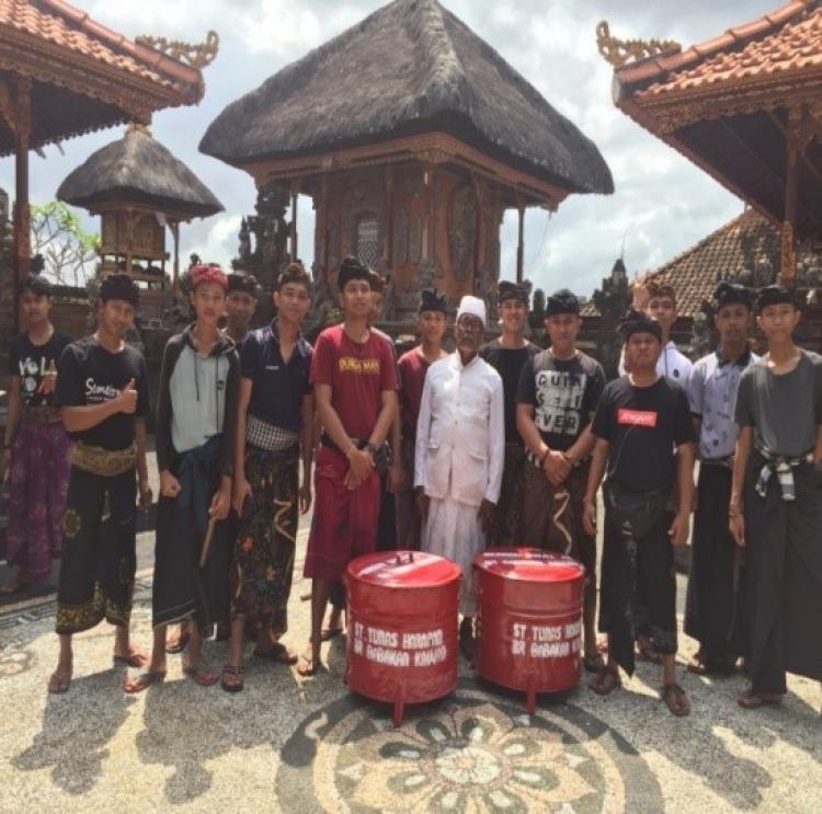 Pemuda Peduli Kebersihan Pura