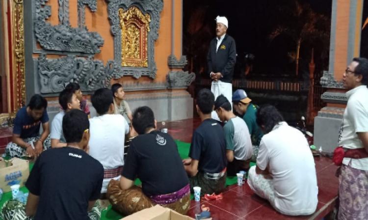 Perbekel Desa Gulingan Hadir di Latihan Baleganjur