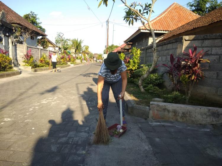 GOTONG ROYONG PKK TAUMAN