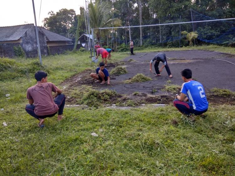 Kerja Bakti di Sabtu Pagi