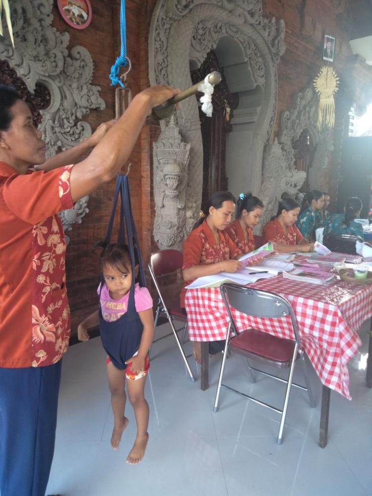 POSYANDU, PELAYANAN KESEHATAN BALITA SEBULAN SEKALI